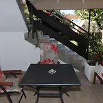 아파트 Apartment Albert