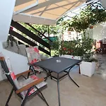 아파트 Apartment Albert